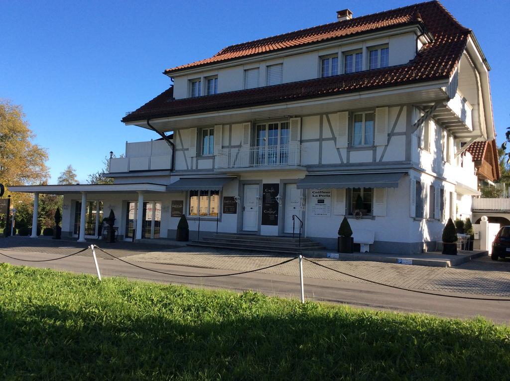 Landcafe Mit Mini Hotel Burgdorf Exterior photo