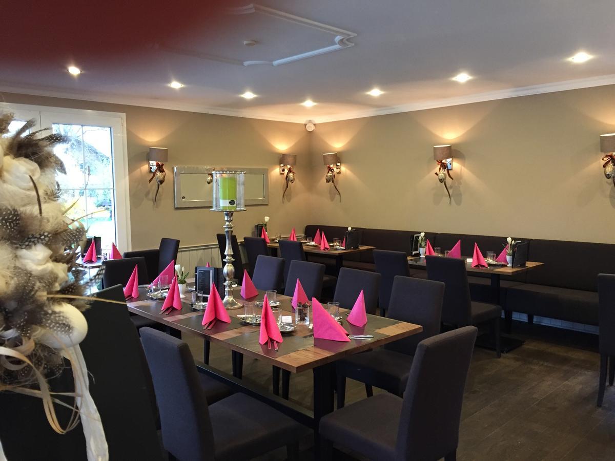 Landcafe Mit Mini Hotel Burgdorf Exterior photo